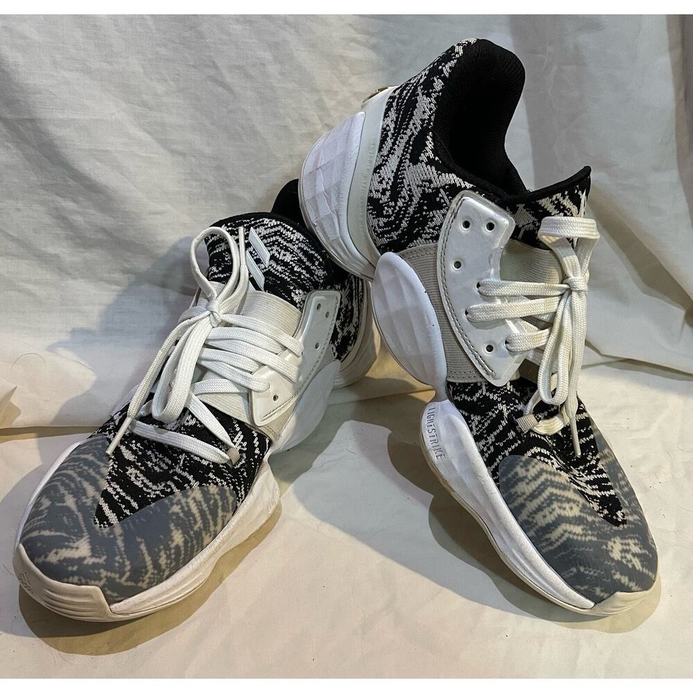 ADIDAS James Harden Basketball Shoes Sneakers Men's Size 7 Cookies & Cream Sport